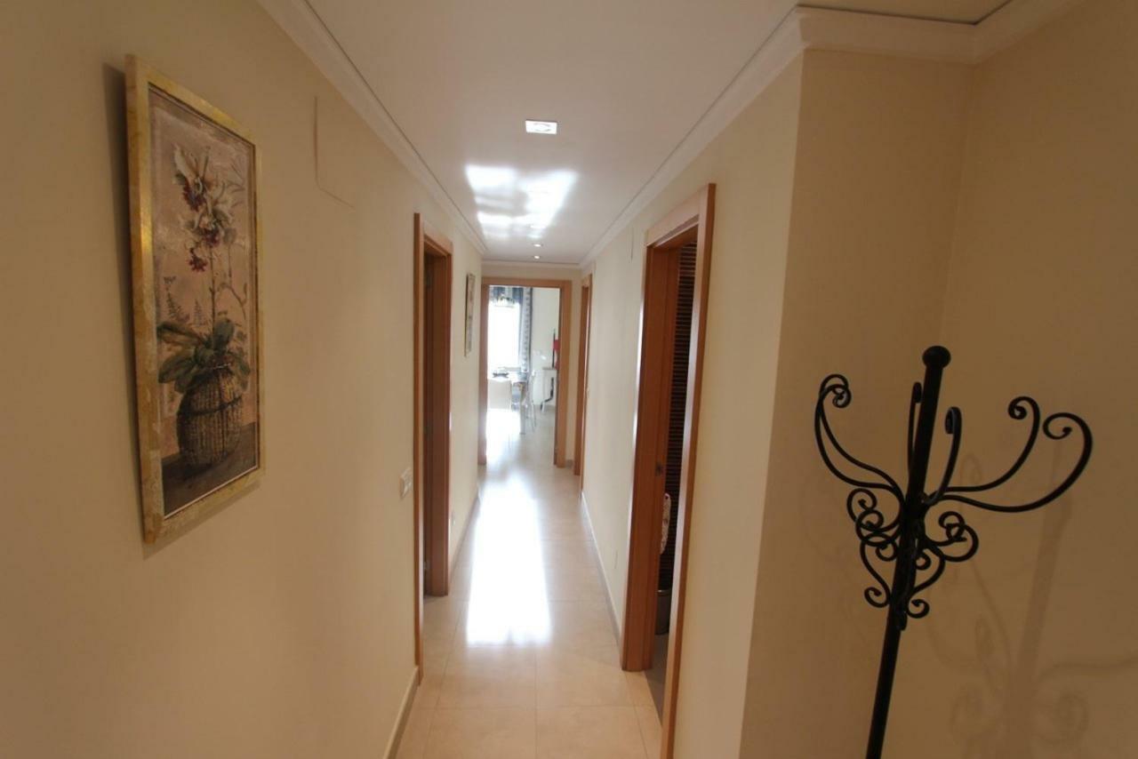 Apartamento Moderno Muy Centrico Y Cerca De La Playa Apartment กัลเป ภายนอก รูปภาพ
