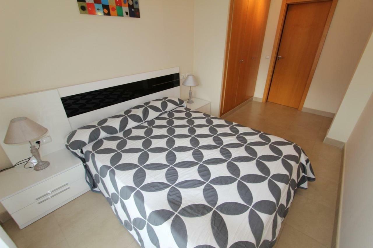 Apartamento Moderno Muy Centrico Y Cerca De La Playa Apartment กัลเป ภายนอก รูปภาพ