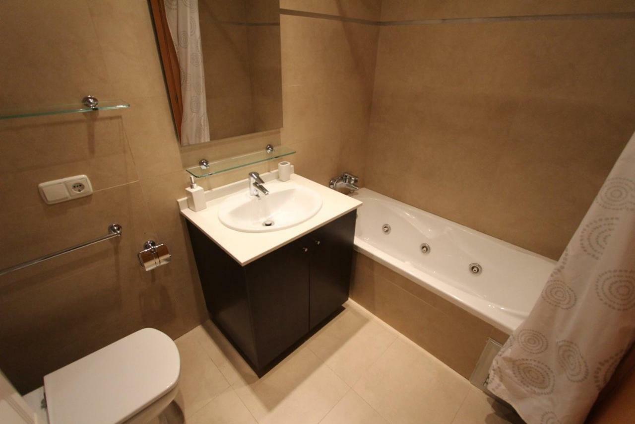 Apartamento Moderno Muy Centrico Y Cerca De La Playa Apartment กัลเป ภายนอก รูปภาพ