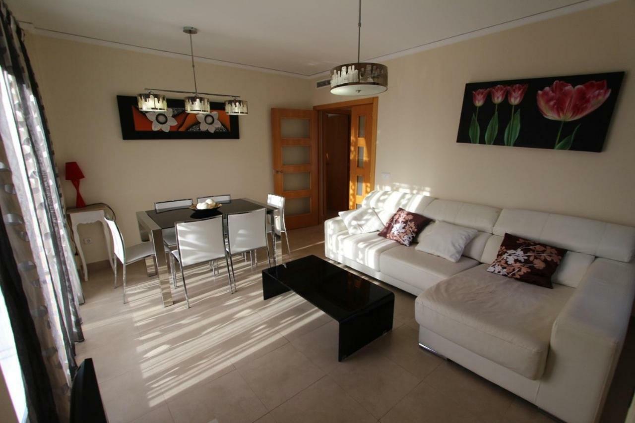 Apartamento Moderno Muy Centrico Y Cerca De La Playa Apartment กัลเป ภายนอก รูปภาพ